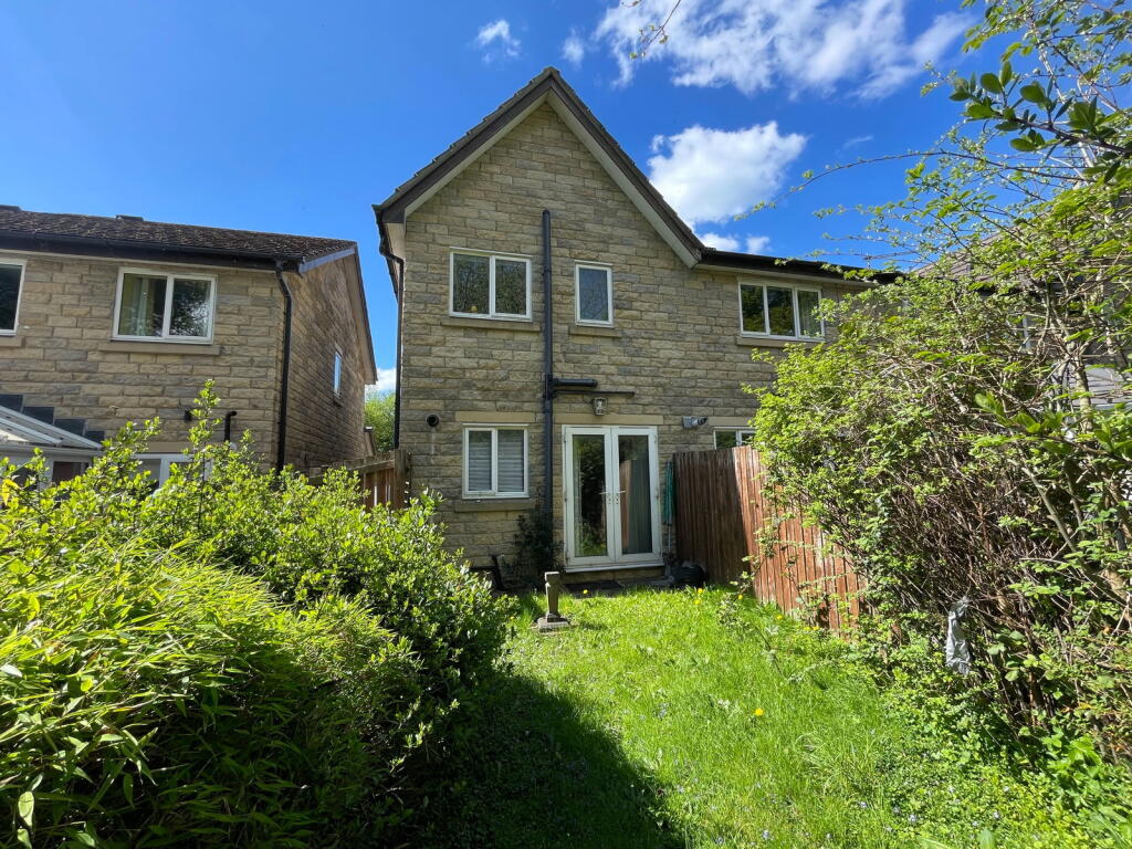 House in Huddersfield, Bromley Park, Denby Dale - View 3
