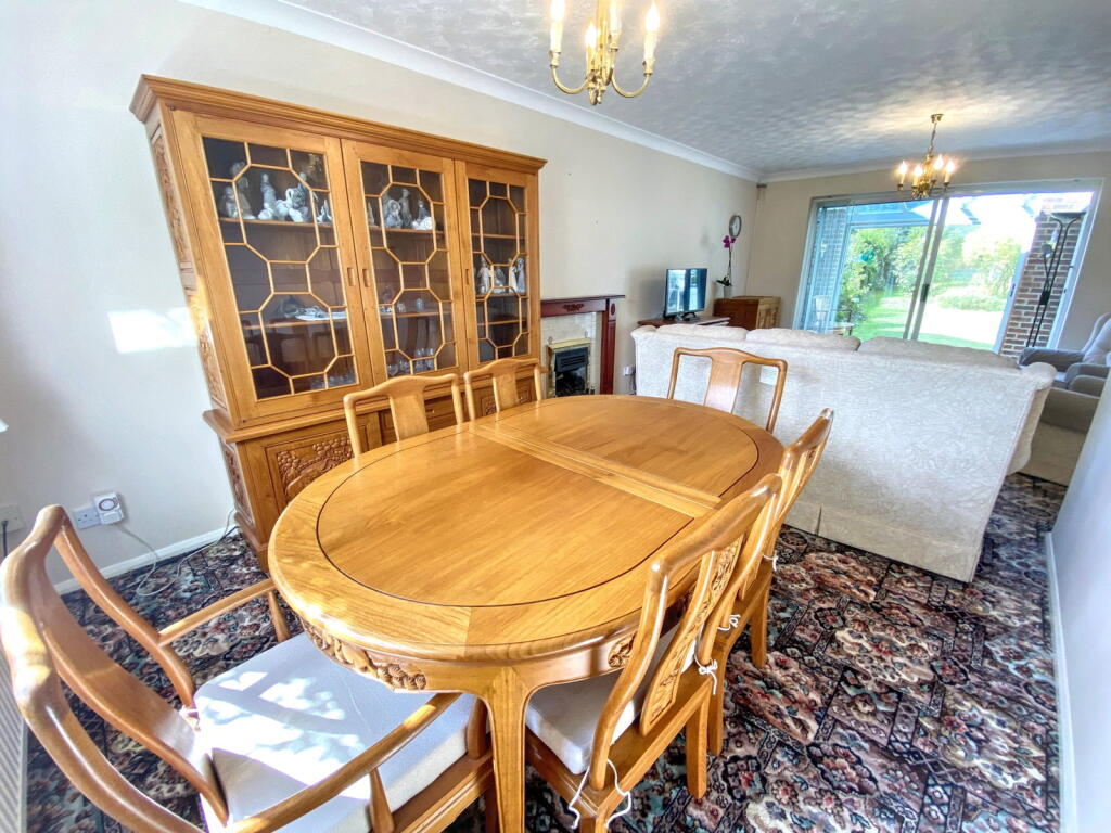 House in Tonbridge - More