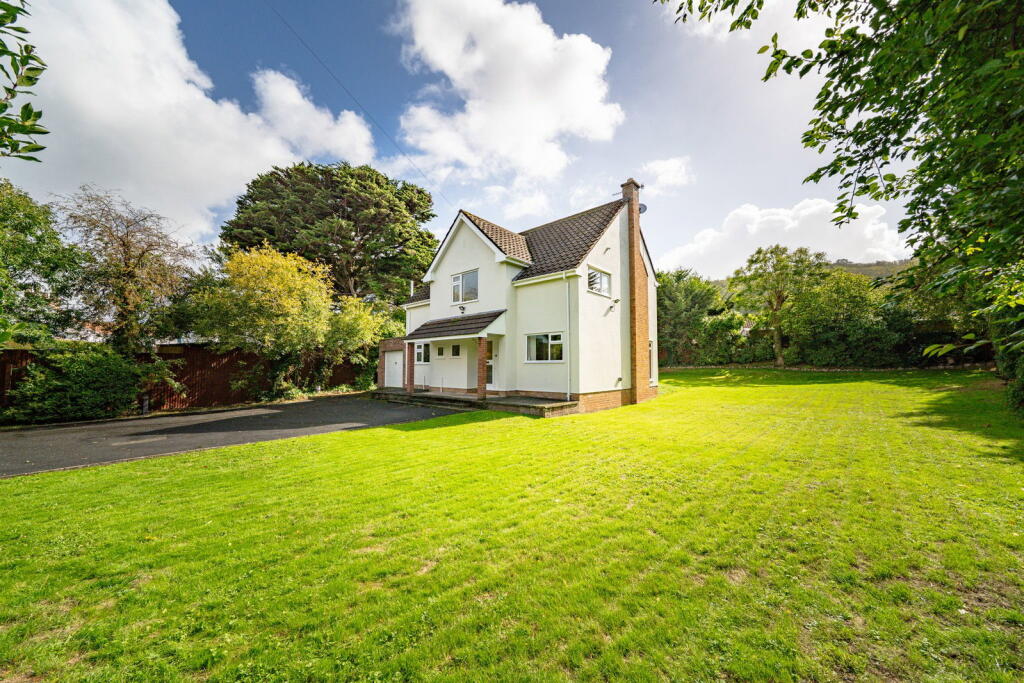 Main image of property: Main Road, Hutton, Weston-super-Mare