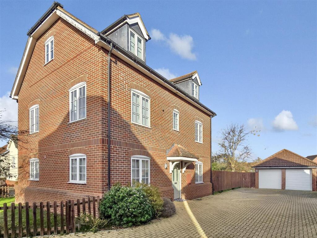 Goldhawk Road, Monkston Park, Milton Keynes photo 2