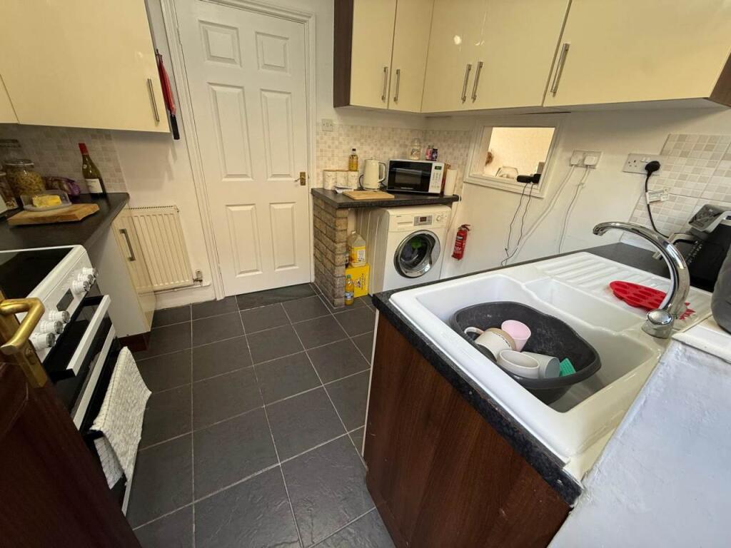 House in Bath - View 3