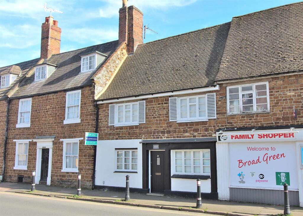 Main image of property: Broad Green, Wellingborough