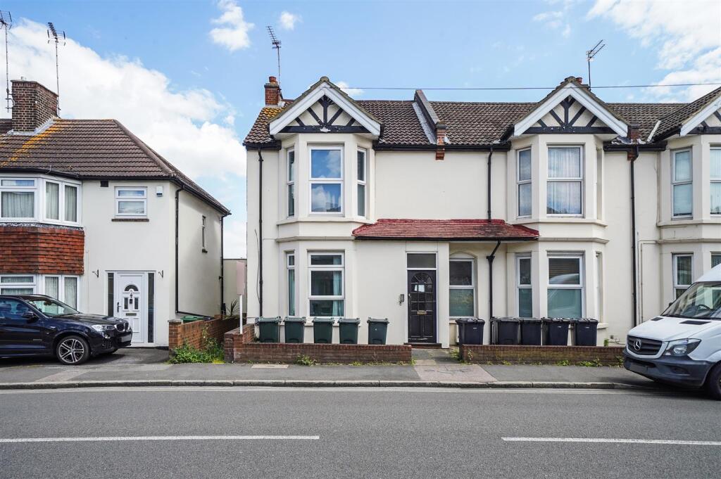 Main image of property: Highfield Road, Dartford, DA1