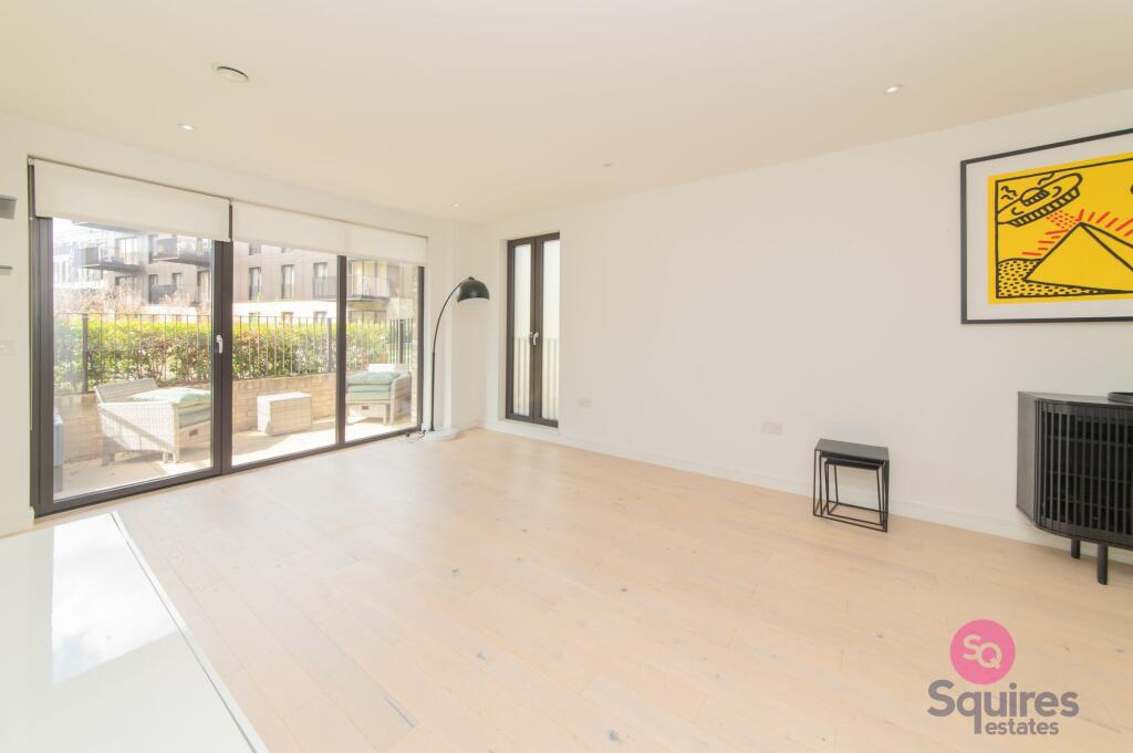 Apartment in London - More