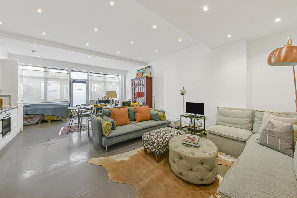 Apartment in London, South Hampstead - View 2