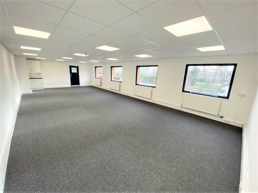 Fairfield Trade Park Units 3 4 7.jpg