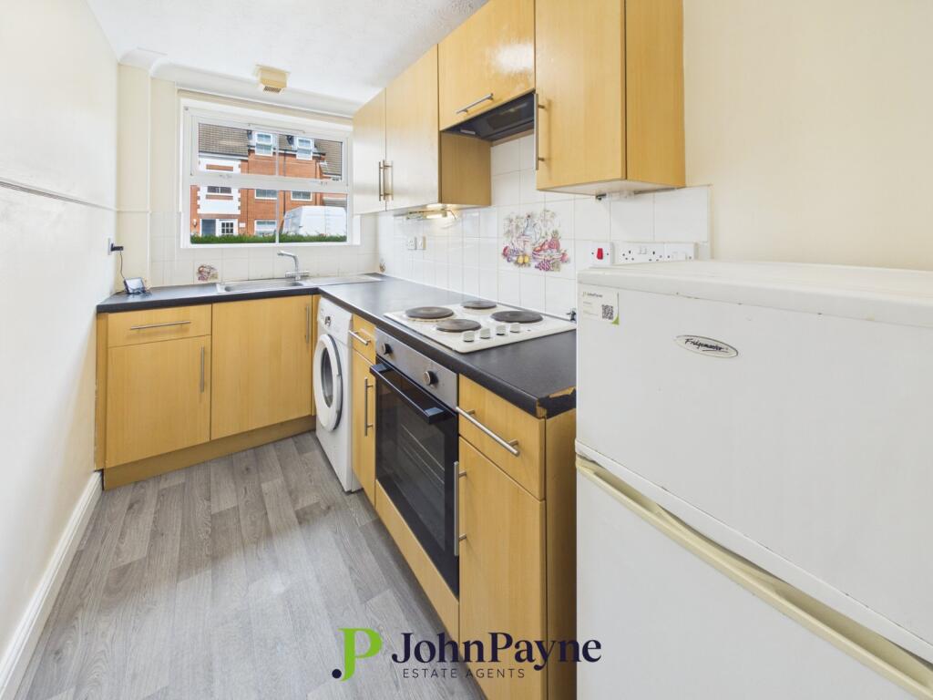Apartment in Coventry, Earlsdon - View 2