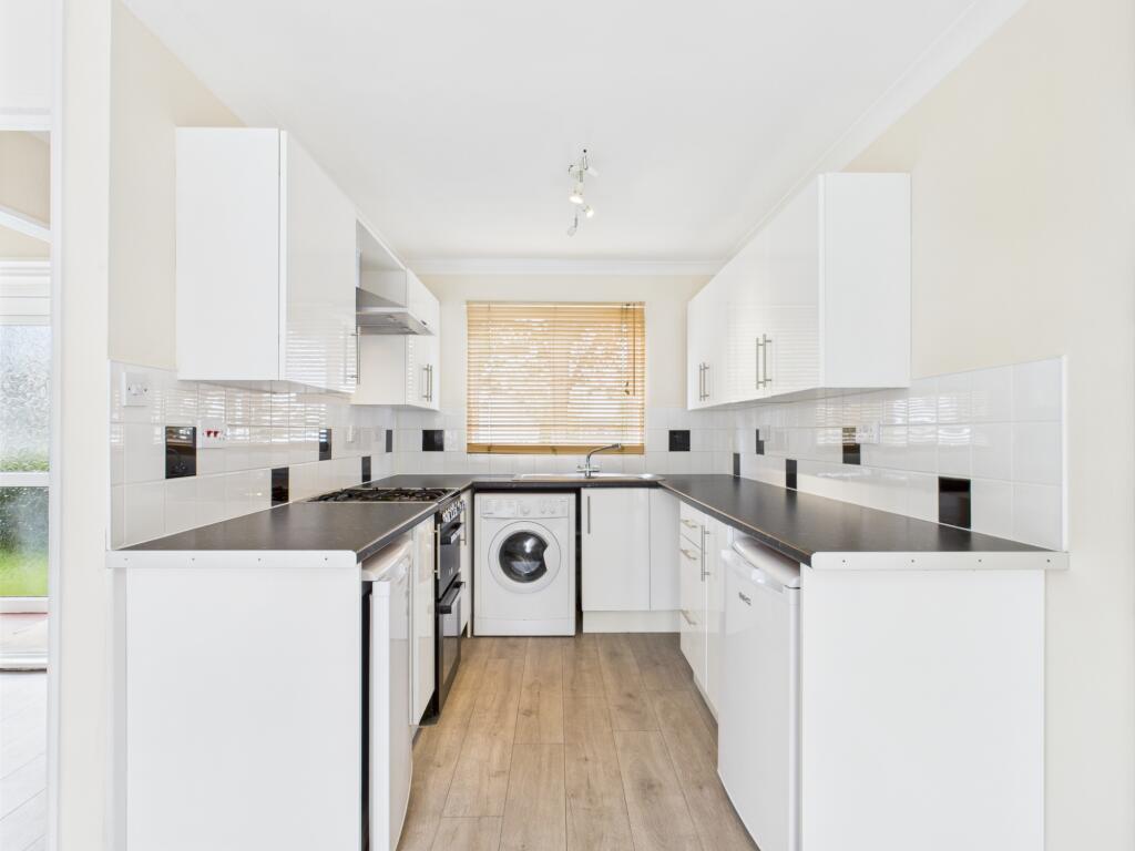 House in Basingstoke and Deane, Basingstoke - View 5