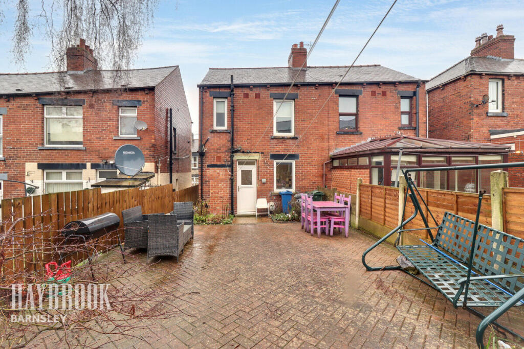 Crompton Avenue, Barnsley photo 2