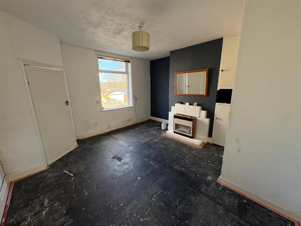 Additional image 4 of Caroline Street, Cleckheaton