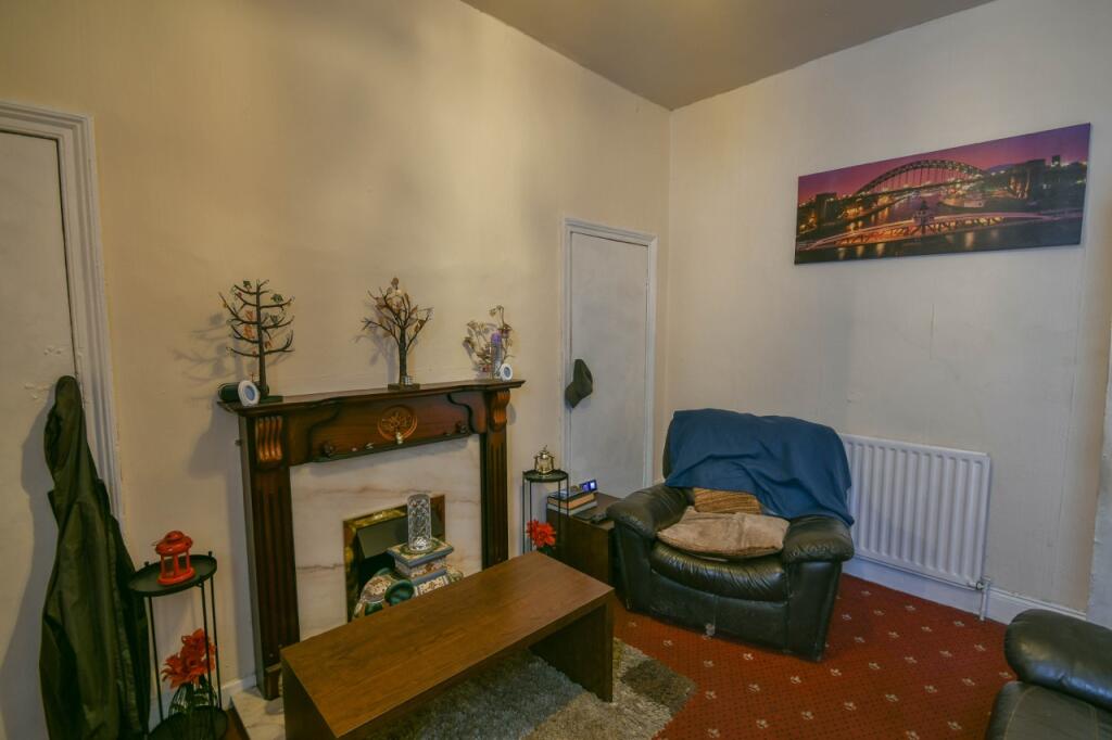 Apartment in Newcastle upon Tyne, Tyne and Wear - View 3