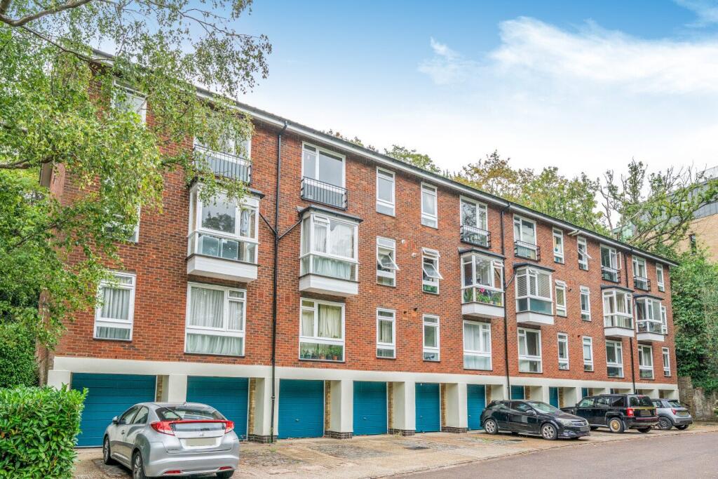 Fountain Drive, London, SE19 - View 2