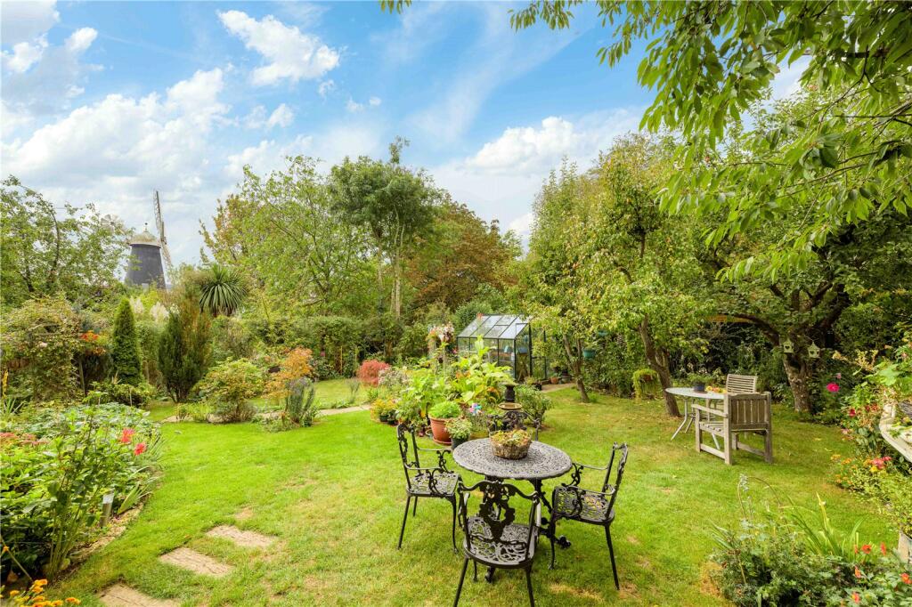 House in North Kesteven, Heckington - View 4