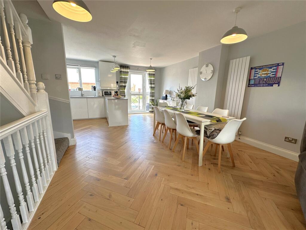 House in Brighton - View 5