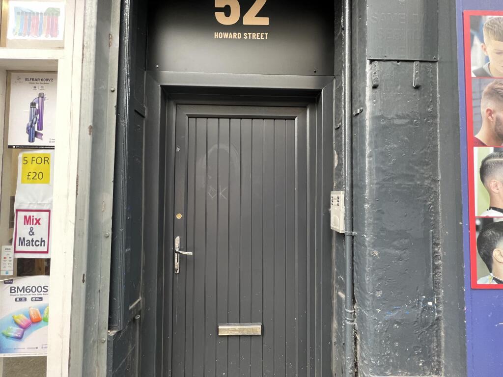 Main image of property: 1/2 at 52 Howard street, G1