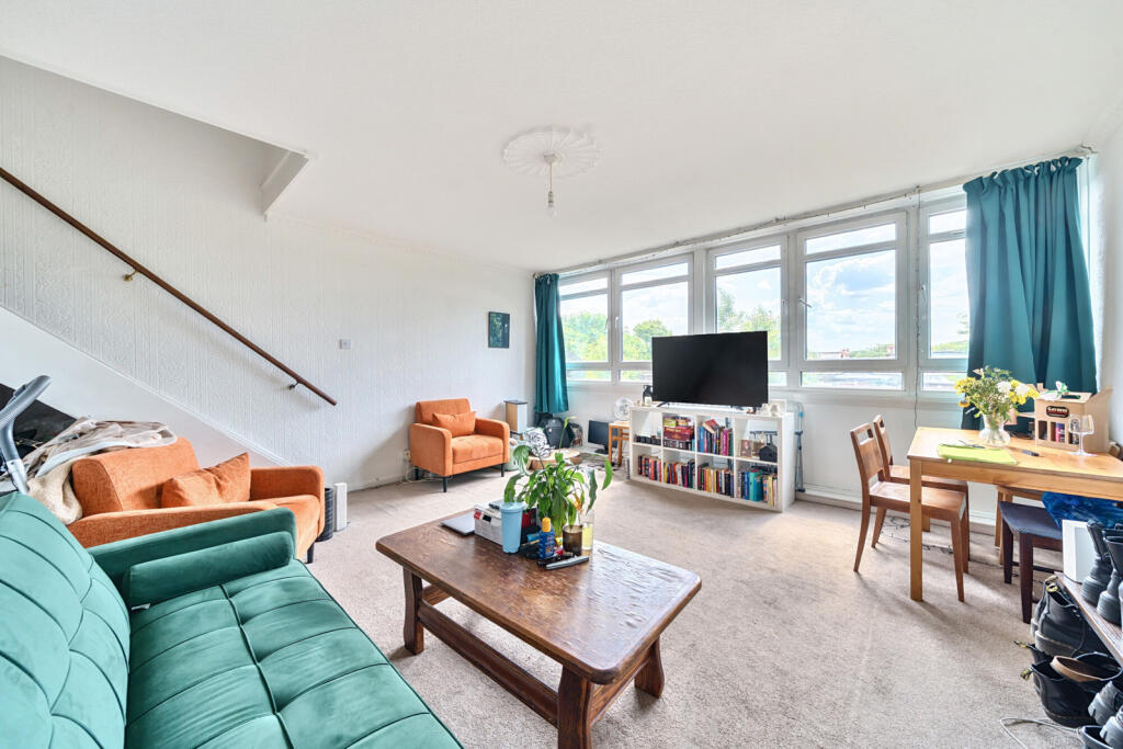 Apartment in London, Sceaux Gardens, Peckham - View 3