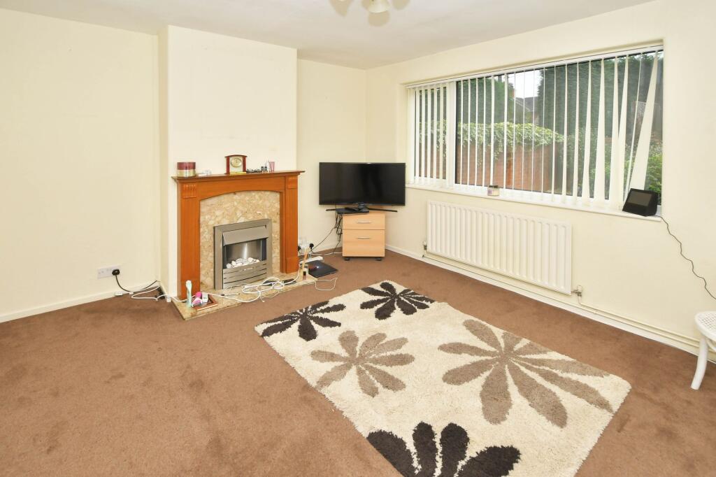 House in Stoke-on-Trent - View 2