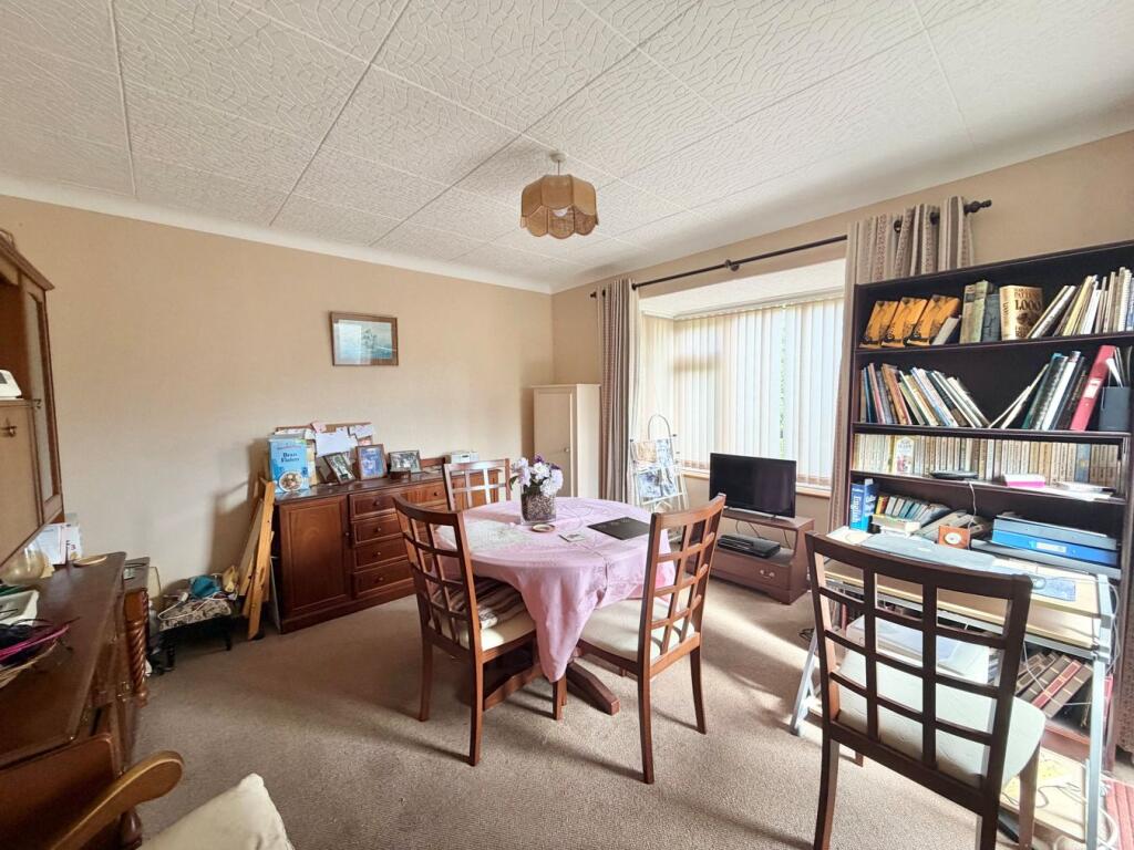 House in Tonbridge - More