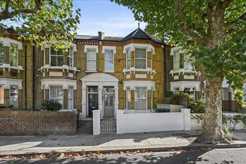 House in London - View 3