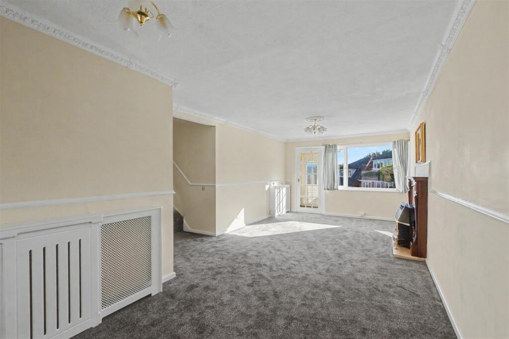 House in Nottingham, Sandiacre - More