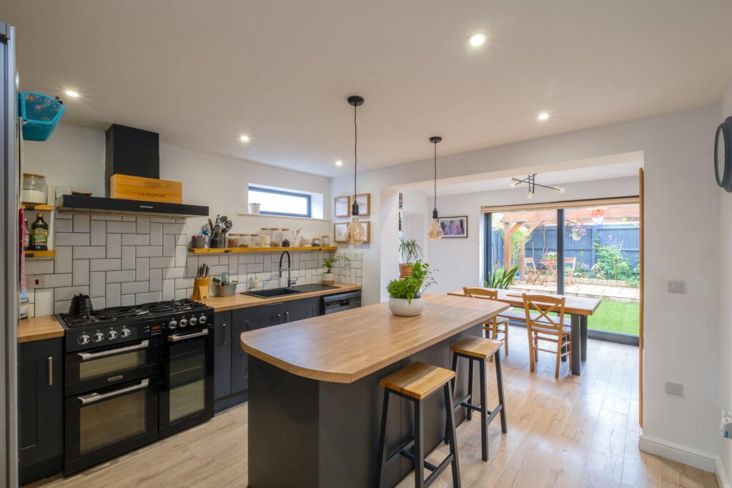 House in Leicester - View 2