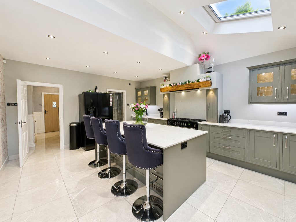 Main image of property: Knightsbridge Road, Solihull, B92 8RB