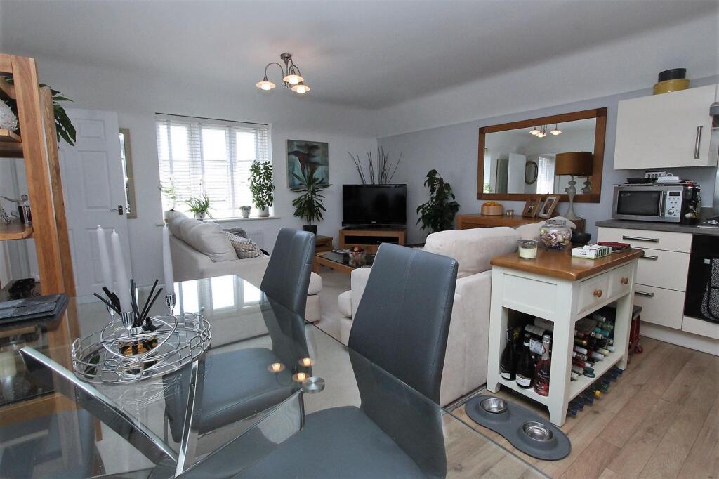 Durrant Mews, Hagley, Stourbridge photo 3