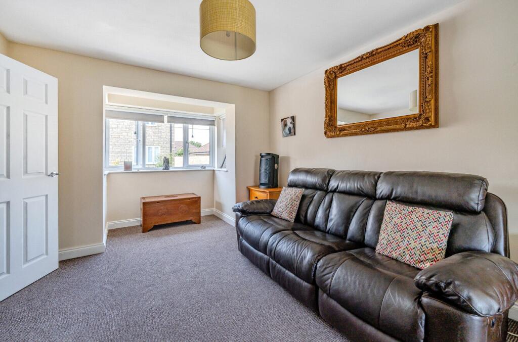 Collingham Close, Templecombe, Somerset, BA8 photo 5
