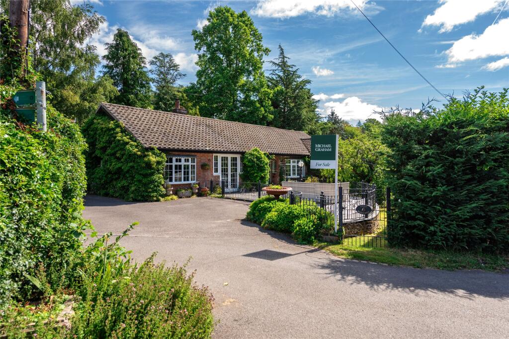 Main image of property: Parslows Hillock, Princes Risborough, Buckinghamshire, HP27