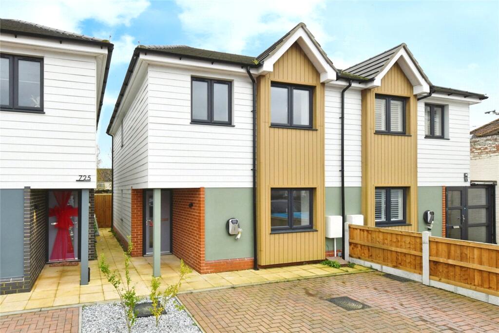 Main image of property: Harwich, Essex, CO12