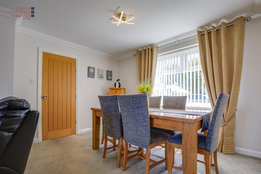 House in Rotherham, Wickersley - View 5