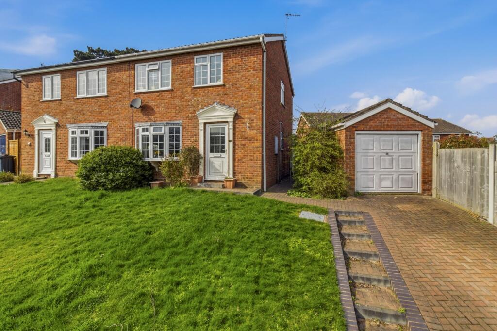 Main image of property: Tennyson Drive, Malvern, Worcestershire, WR14 2TQ