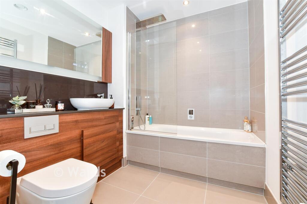 Apartment in Rochester - View 4