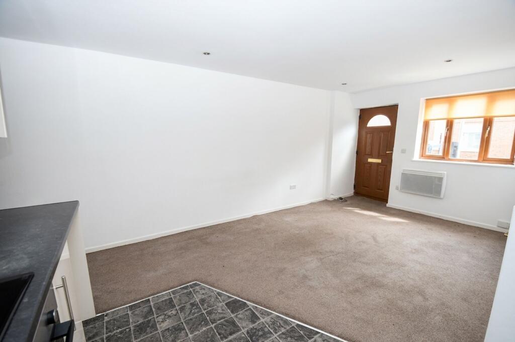 Apartment in Salford, Patricroft - View 5