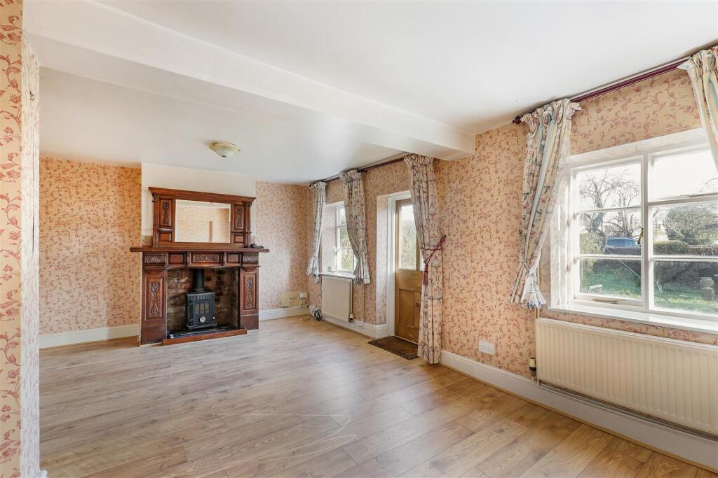 Alkerton, Eastington, Stonehouse photo 3