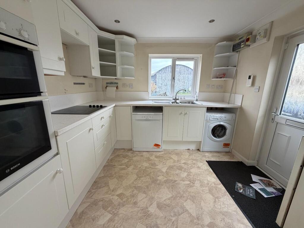 House in Taunton - View 5