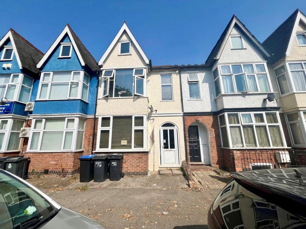 Main image of property: Kingsthorpe Grove, NORTHAMPTON