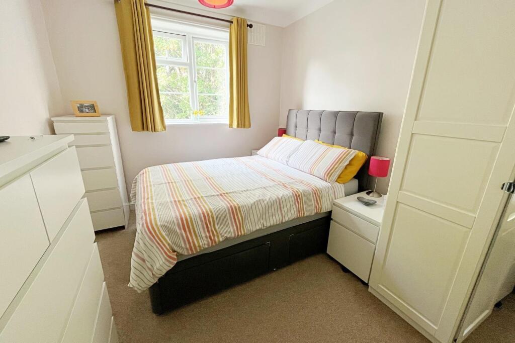 Apartment in Bournemouth - More