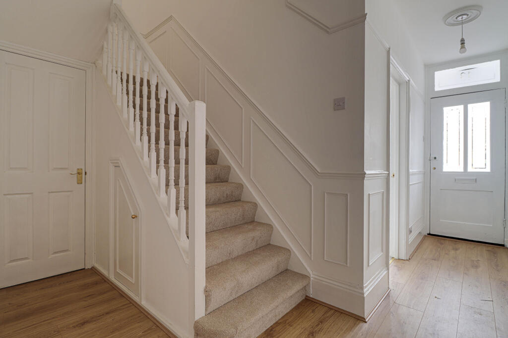 House in St Albans, Townsend - View 3