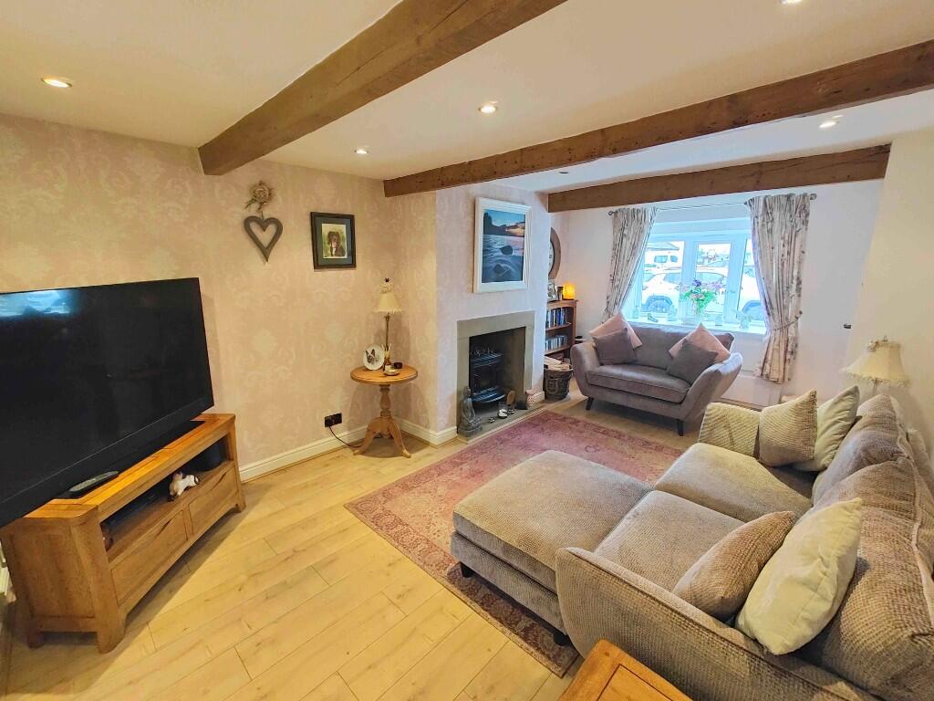 47 Warley Town Lane, Warley, HX2 7SA photo 4