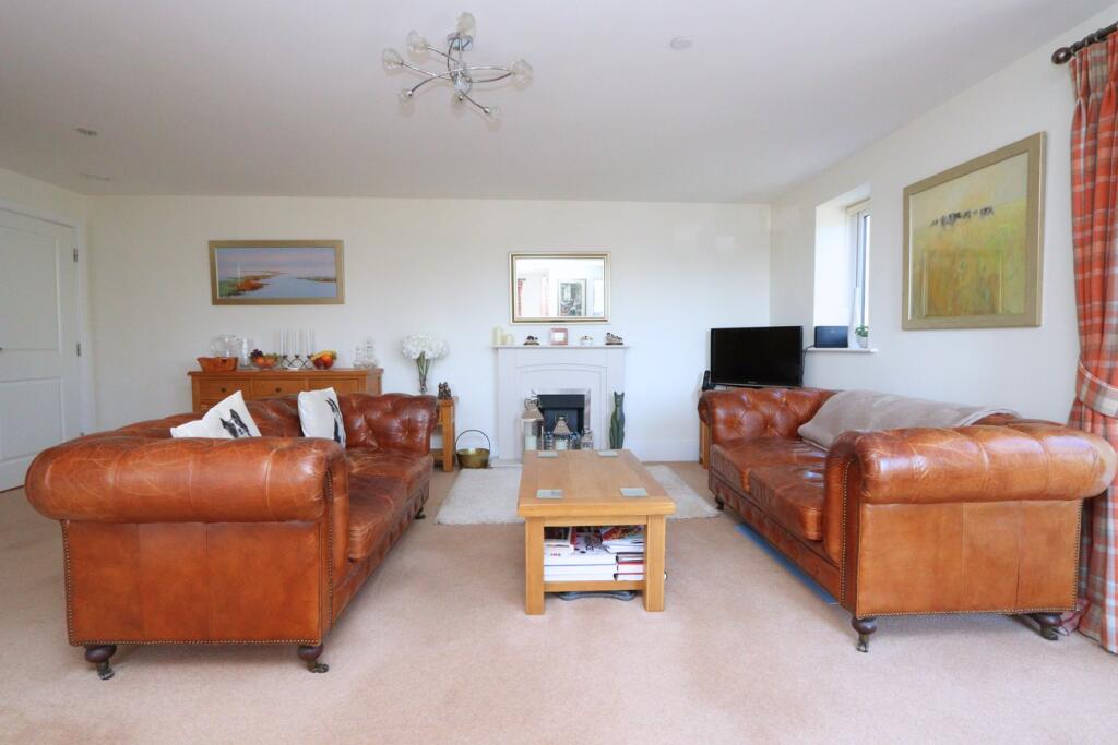 3-bed house on The Bridges, Buxton Road, Macclesfield, SK10, £475,000