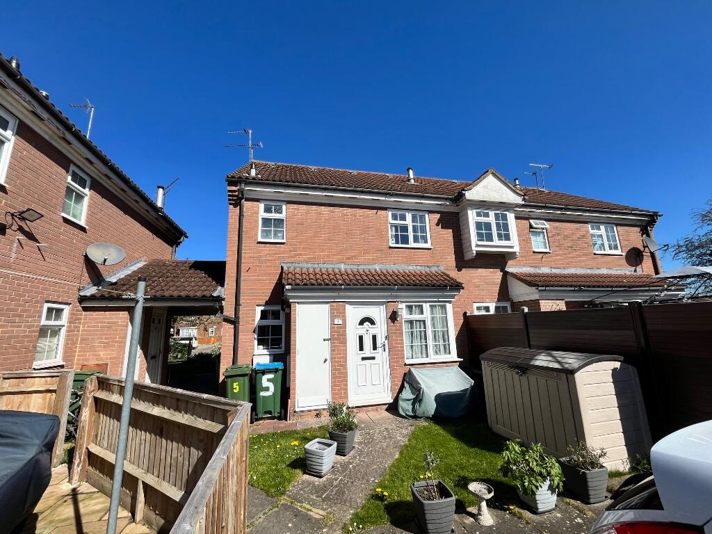 Main image of property: Primrose Court, Aylesbury, Buckinghamshire, HP21