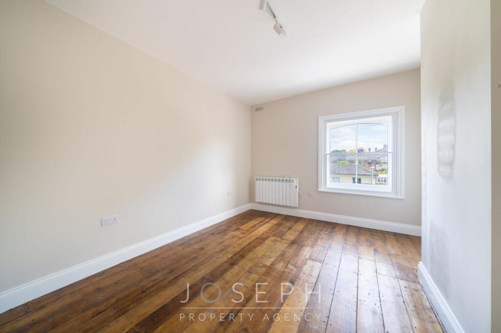 Apartment in Ipswich, Suffolk - View 4