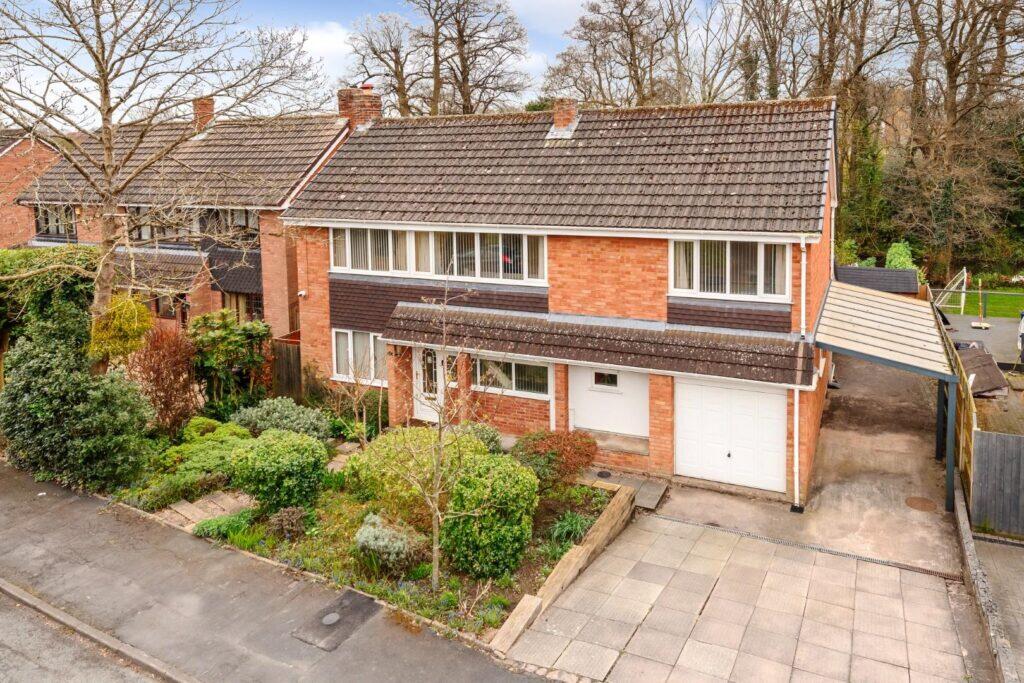 4-bed detached on Silvermere Park, Shifnal, £485,000