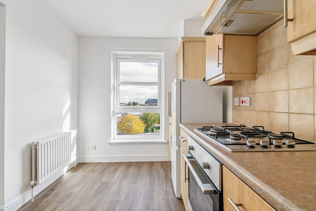 Apartment in Glasgow - View 5