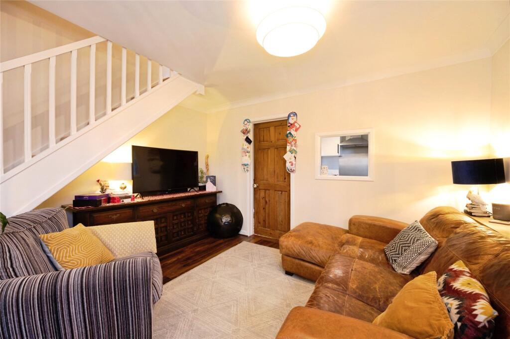Elm Grove, Hayling Island, Hampshire, PO11 photo 4