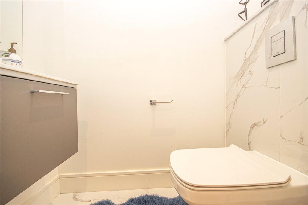 Additional image 5 of Leaside Close, Welwyn Garden City, Hertfordshire, AL8