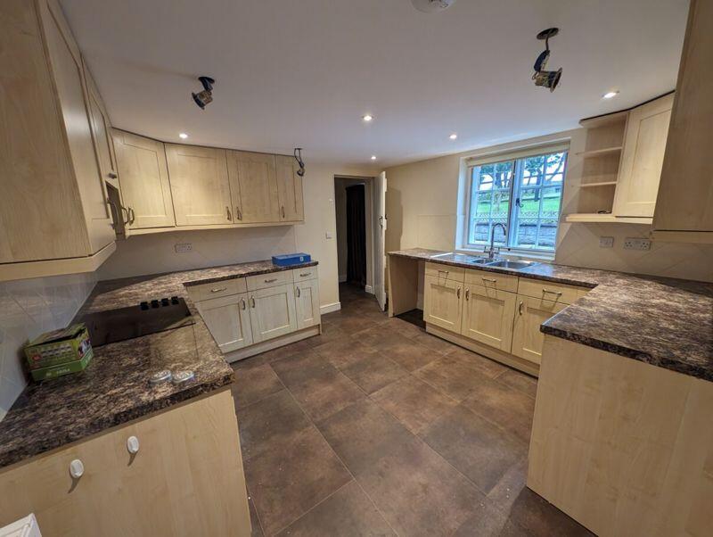 House in South Staffordshire, Blymhill and Weston-under-Lizard - View 3