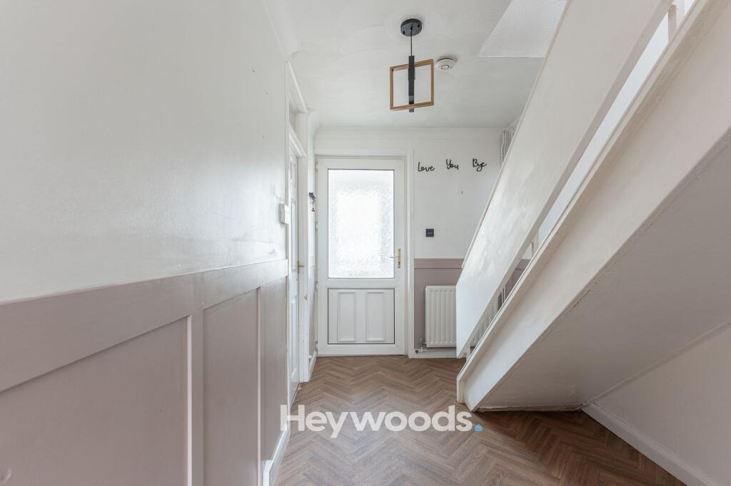 House in Stoke-on-Trent - View 5