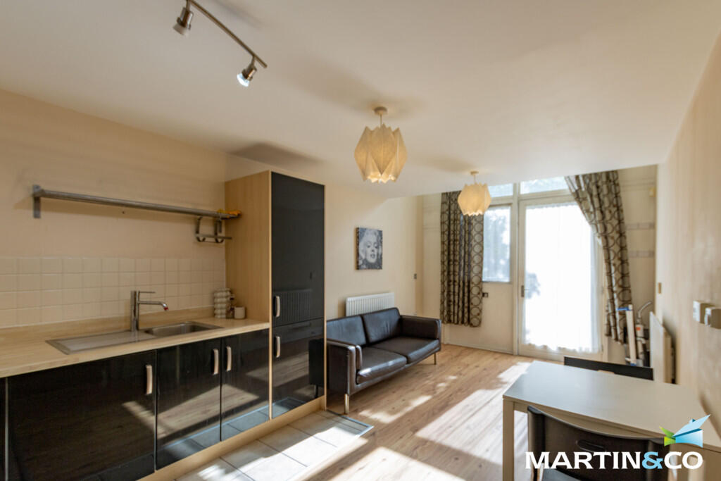 Apartment in Birmingham, Calthorpe Fields - View 2